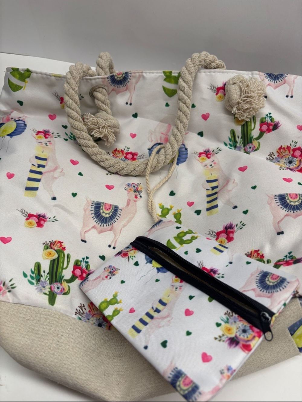 Llama Beach Bag with Coin Purse - Picture 4 of 6